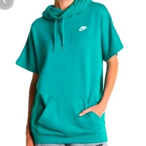 NIKE Short Sleeve Pullover Cowell Neck Sweatshirt